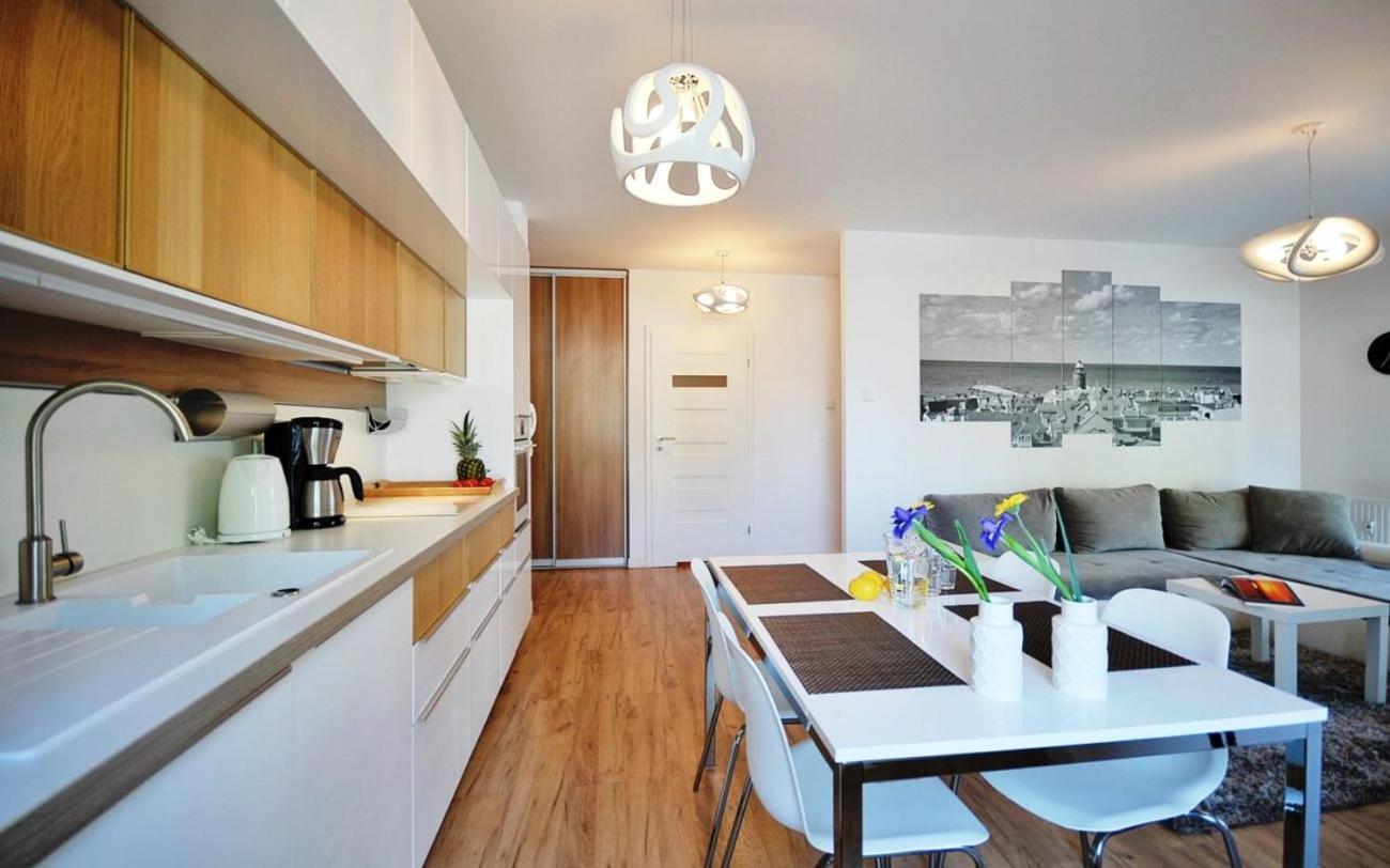 Apartamenty Balticon Polanki - Sauna, Fitness Inclusive - Basen Latem, Pool Im Sommer Kolobrzeg Room photo